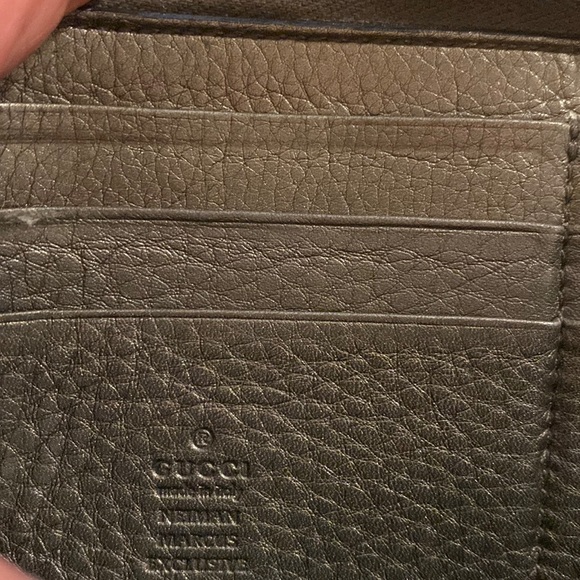 SOLD - Gucci Guccissima Metallic Zip-around Wallet - Picture 8 of 12